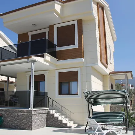 Villa Yakut *